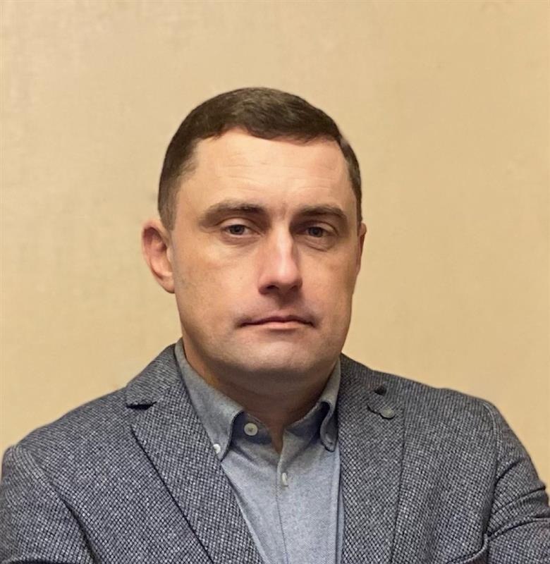 АНДРІЙ ПОЗДНЯКОВ